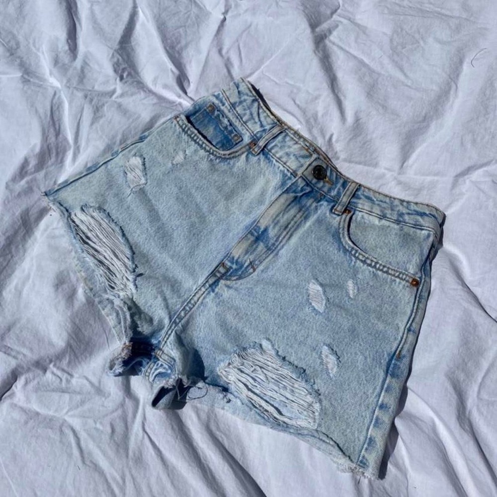 Zara rarely worn high waisted shorts